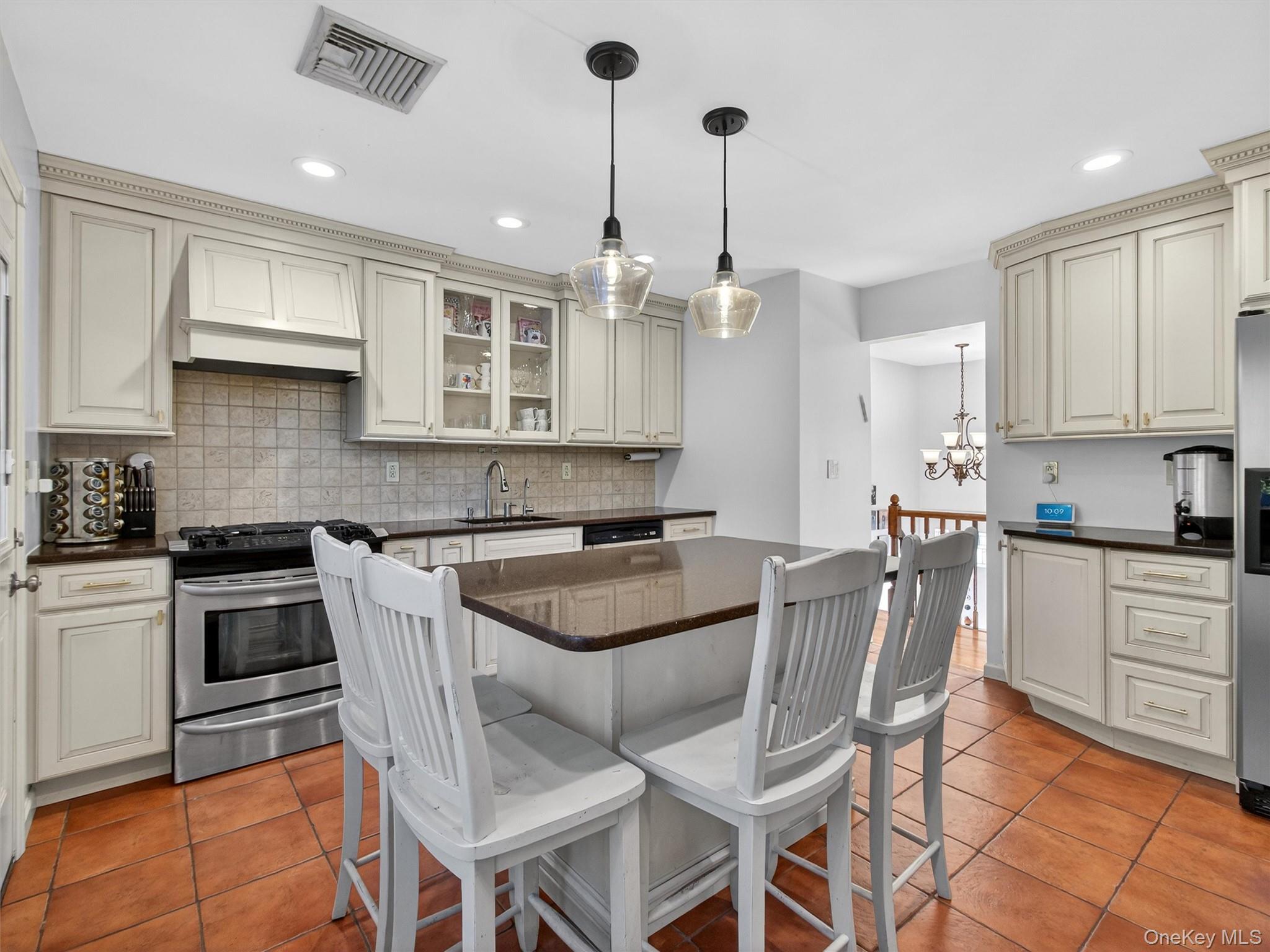 #15 photo, 11 Durham Lane, 뉴욕주 Suffern , NY 10901