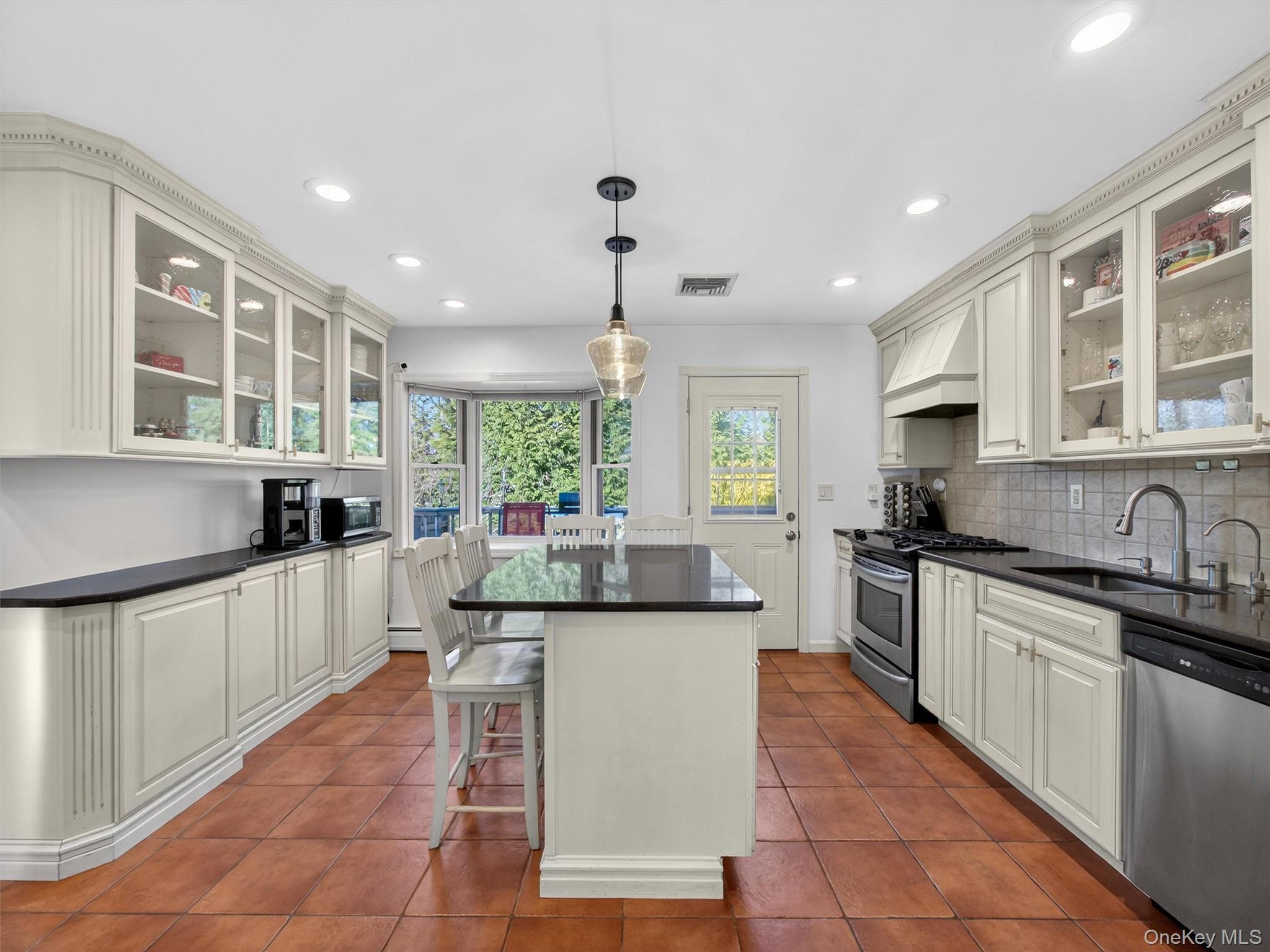 #17 photo, 11 Durham Lane, 뉴욕주 Suffern , NY 10901