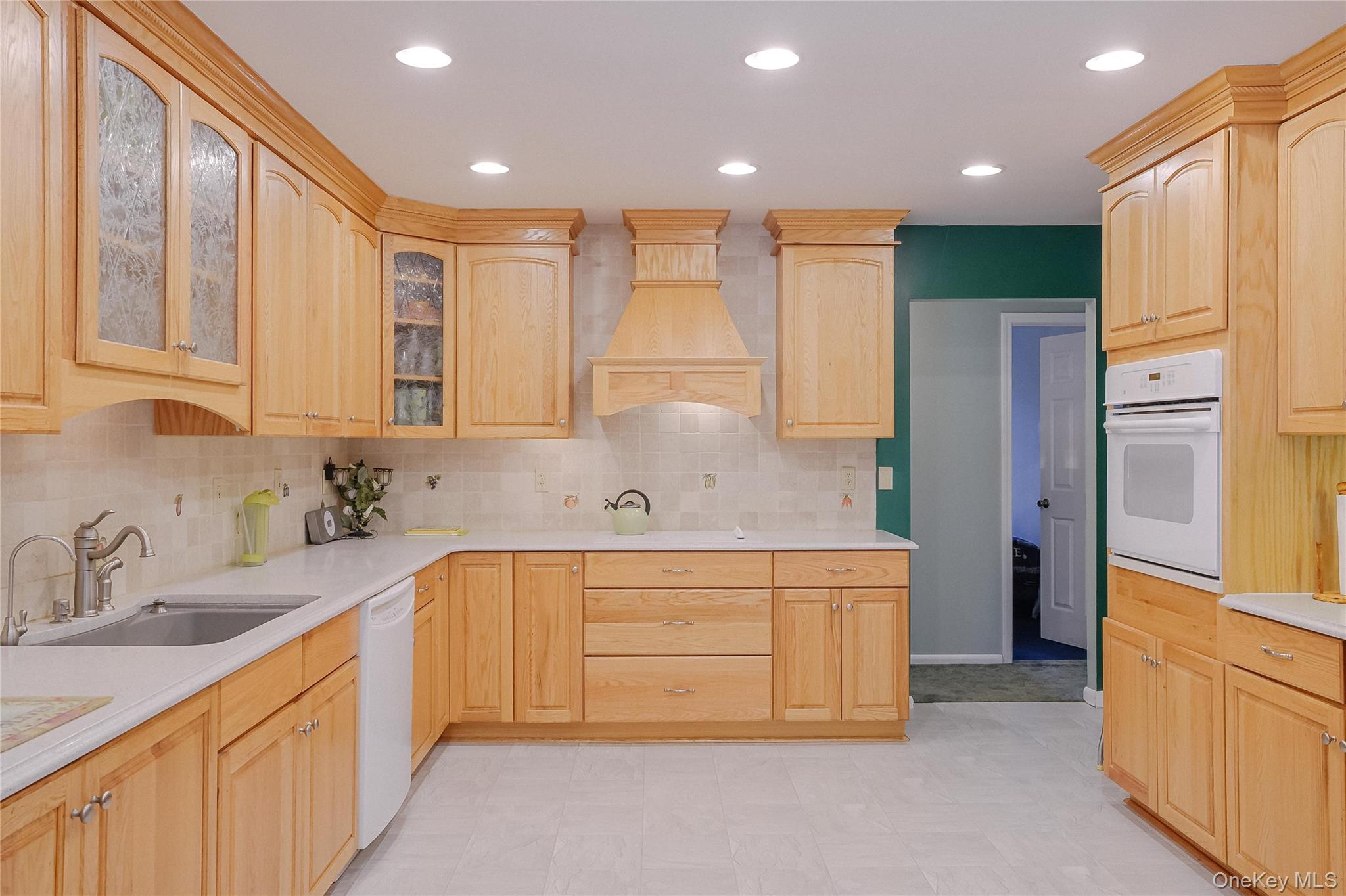 #9 photo, 13 Edna Drive, Hyde Park , NY 12538