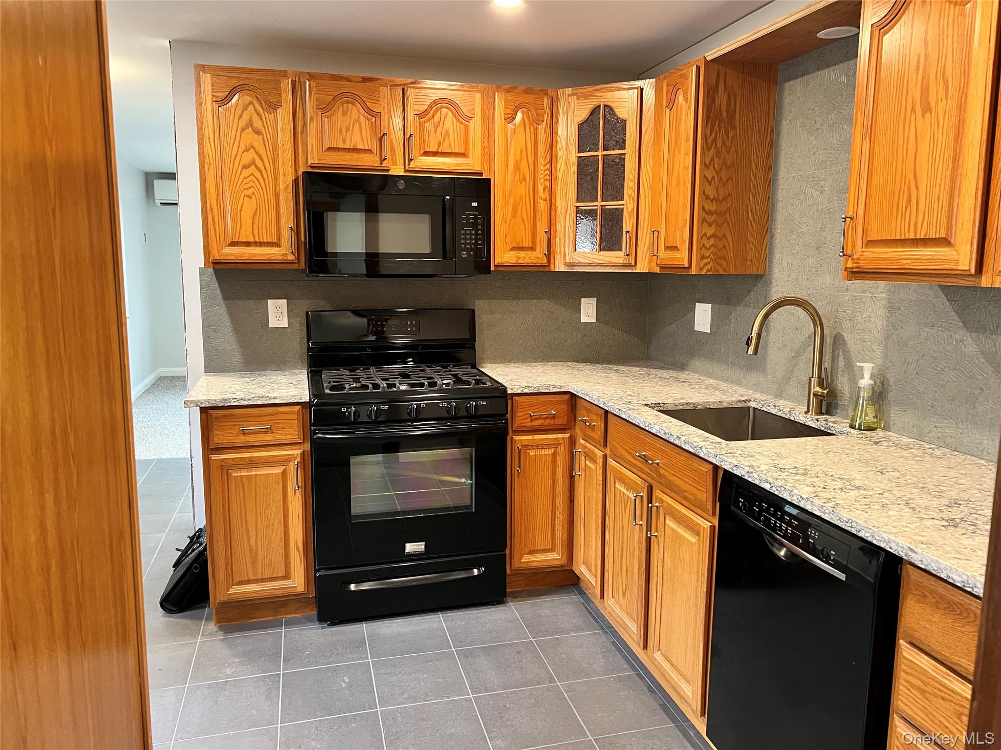 #2 photo, 24 Lindner Place, 东长岛 史密斯敦 Smithtown , NY 11787