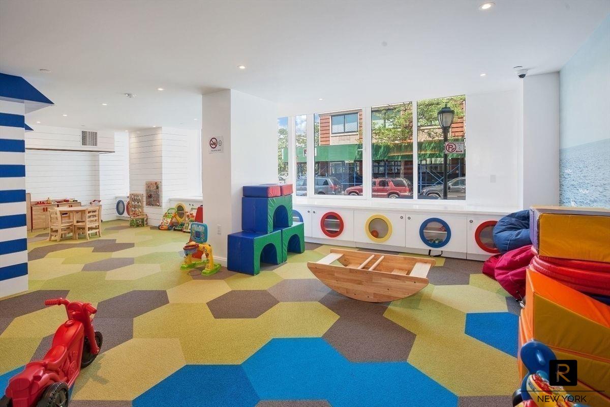 #14 photo, New York City, Battery Park City , NY 10282