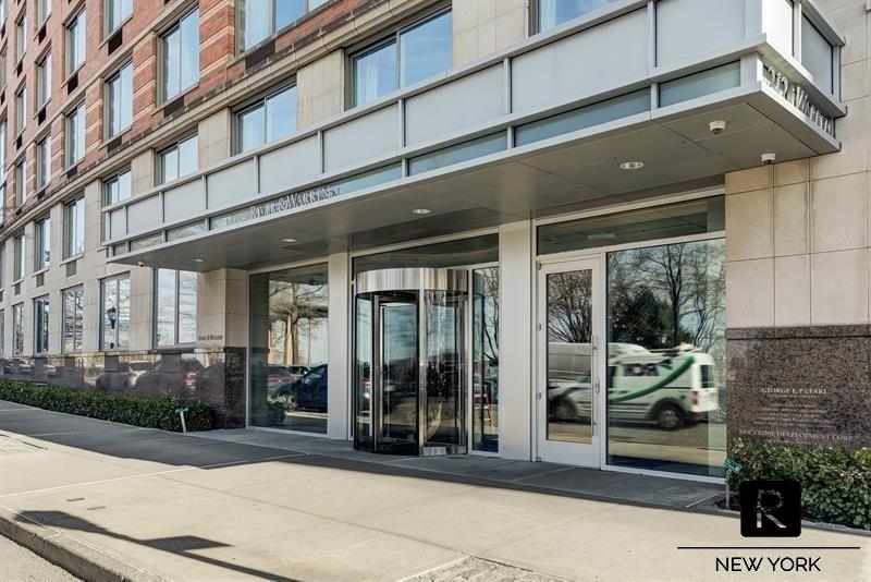 #15 photo, New York City, Battery Park City , NY 10282