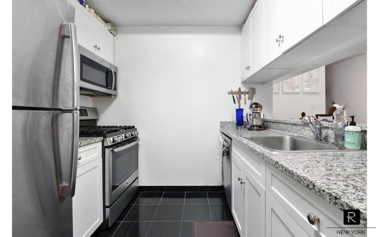 #4 photo, New York City, Battery Park City , NY 10282