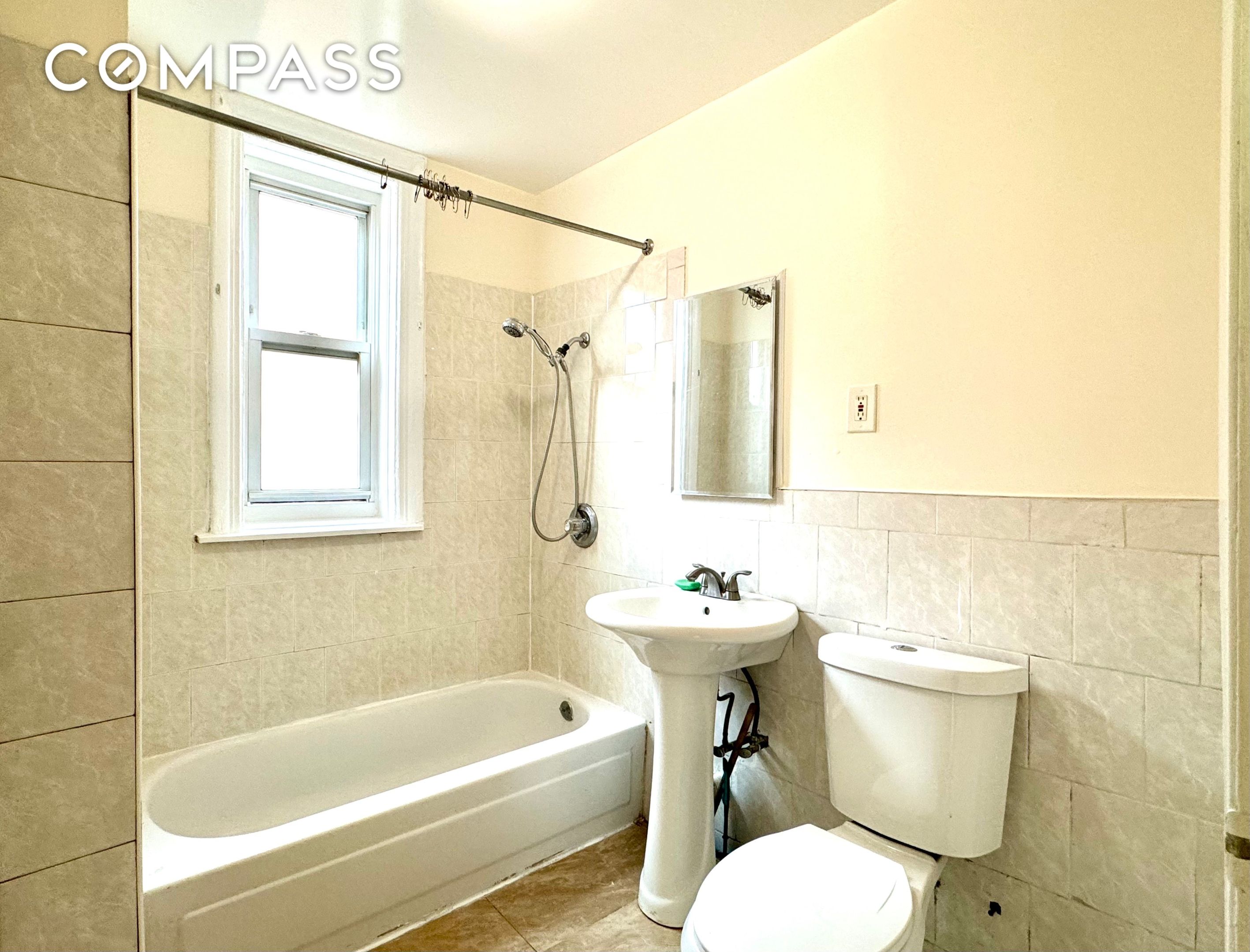 #8 photo, Brooklyn, 布鲁克林 Crown Heights , NY 11213