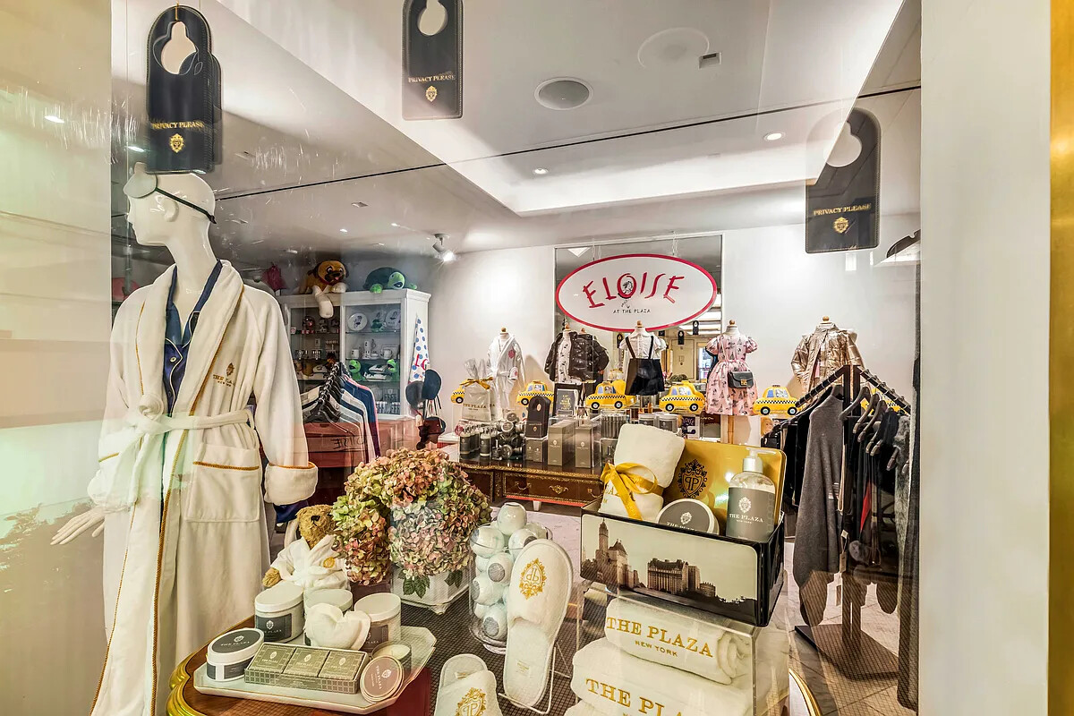 #12 photo, 1 CENTRAL Park S, مانهاتن Central Park South , NY 10019