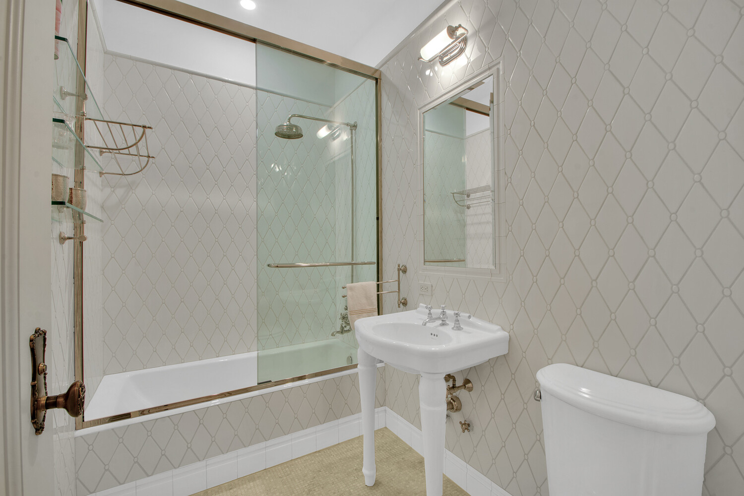 #16 photo, 1 CENTRAL Park S, Central Park South , NY 10019