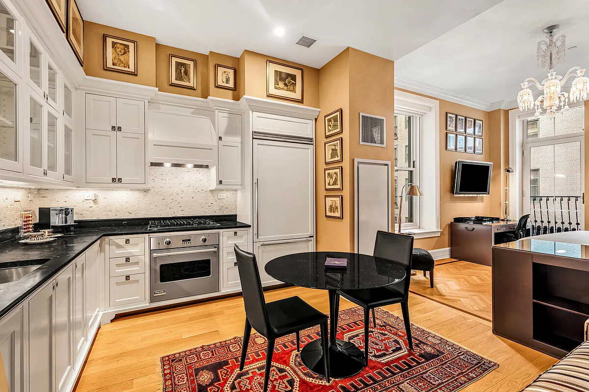 #4 photo, 1 CENTRAL Park S, مانهاتن Central Park South , NY 10019