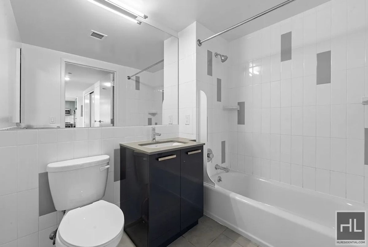 #10 photo, 310 Clarkson Avenue, 브루클린 Prospect Lefferts Gardens , NY 11226