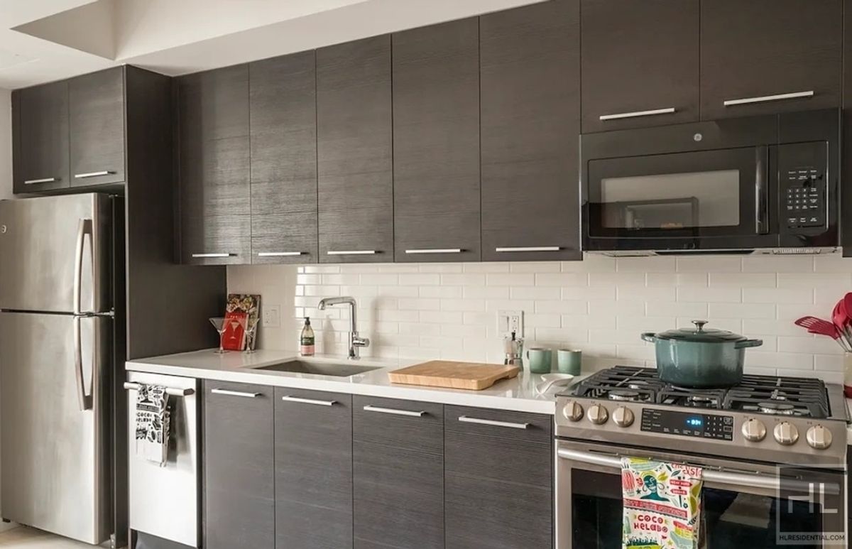 #1 photo, 310 Clarkson Avenue, 브루클린 Prospect Lefferts Gardens , NY 11226