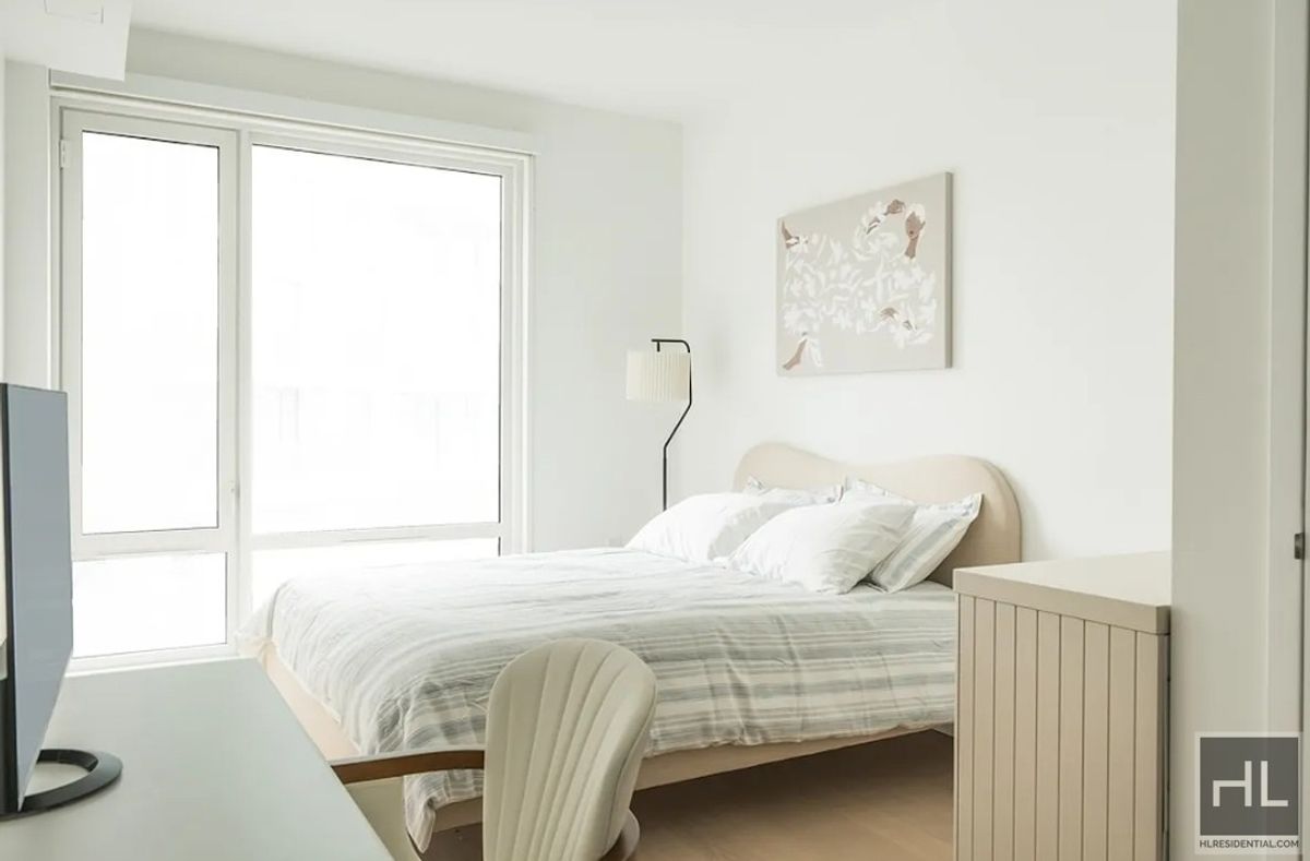 #5 photo, 975 Nostrand Avenue, 브루클린 Crown Heights , NY 11225