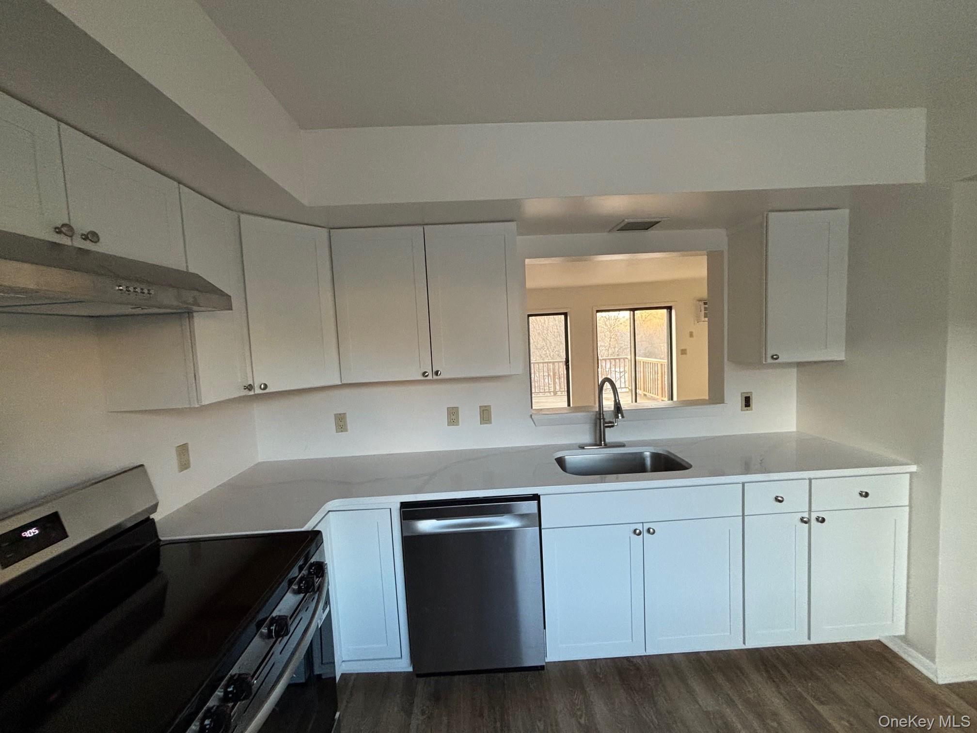 #12 photo, 8004 Chelsea Cove, Hopewell Junction , NY 12533