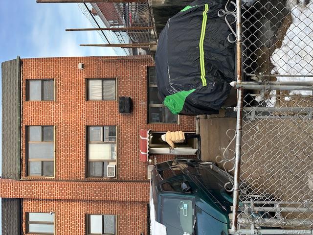 #13 photo, 23-23 93rd Street, קווינס East Elmhurst , NY 11369