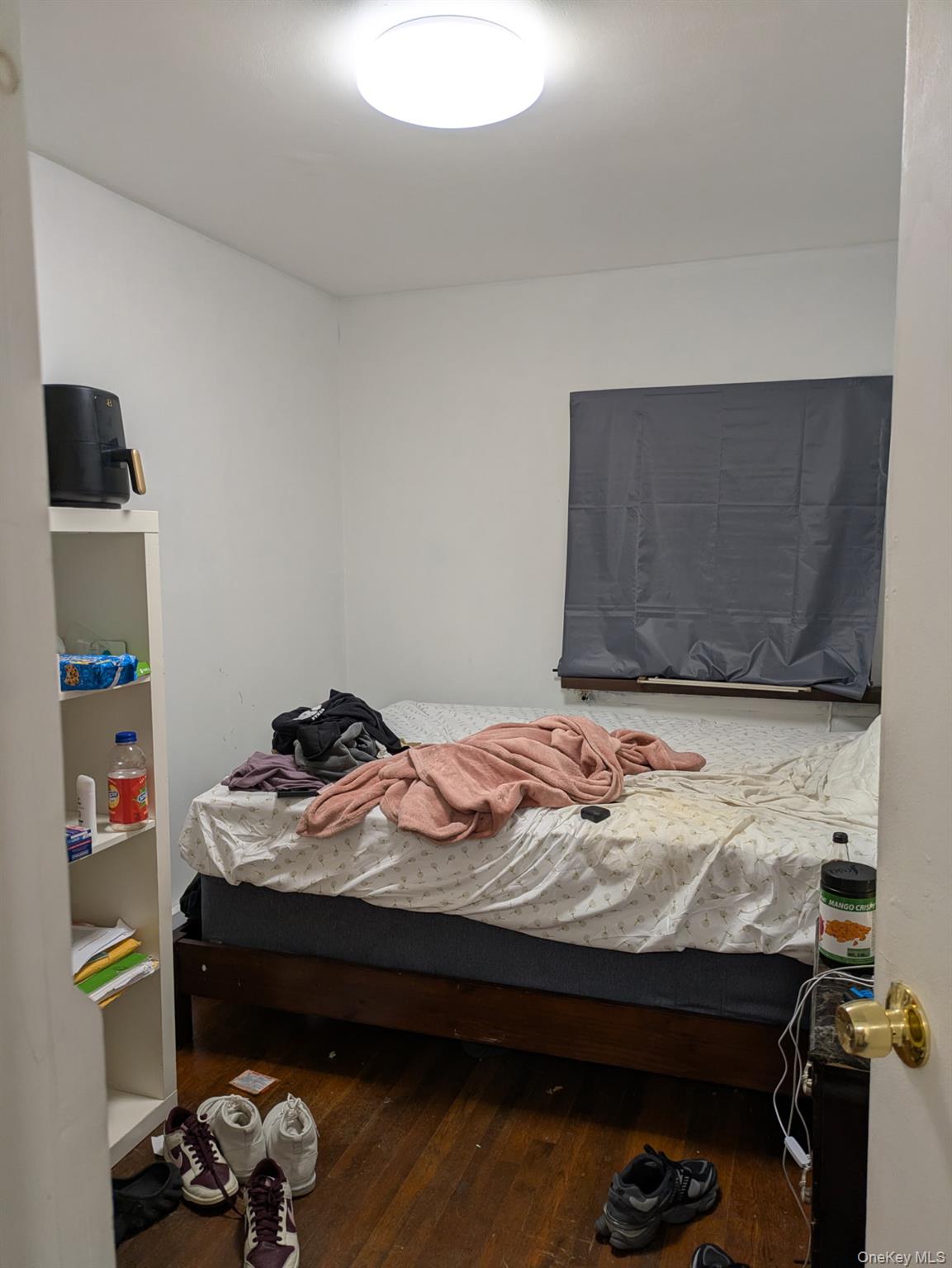 #19 photo, 23-23 93rd Street, קווינס East Elmhurst , NY 11369