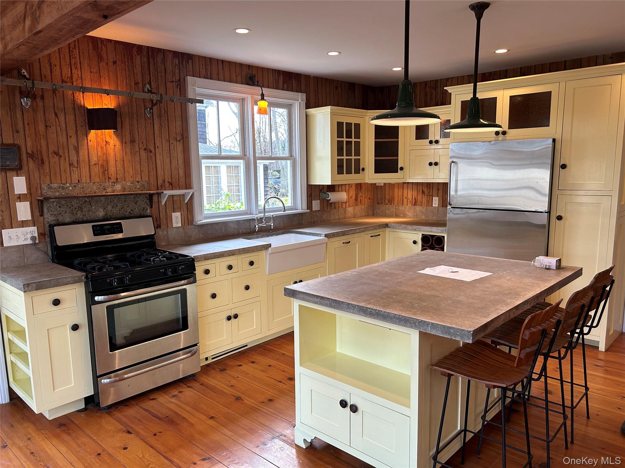 #2 photo, 685 Orchard Street, 东长岛 New Suffolk , NY 11956