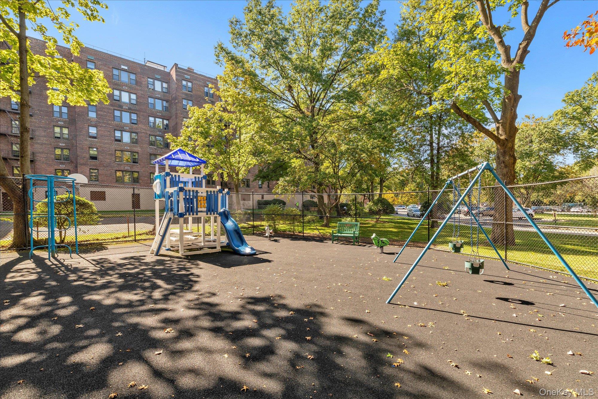 #20 photo, 209-80 18 Avenue, Bayside , NY 11360
