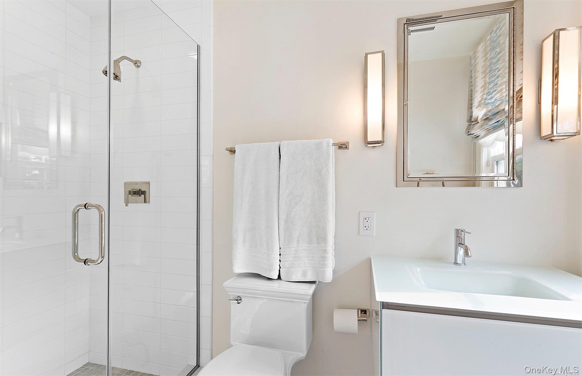 #16 photo, 1 Blueberry Lane, 롱 아일랜드 Quogue , NY 11959