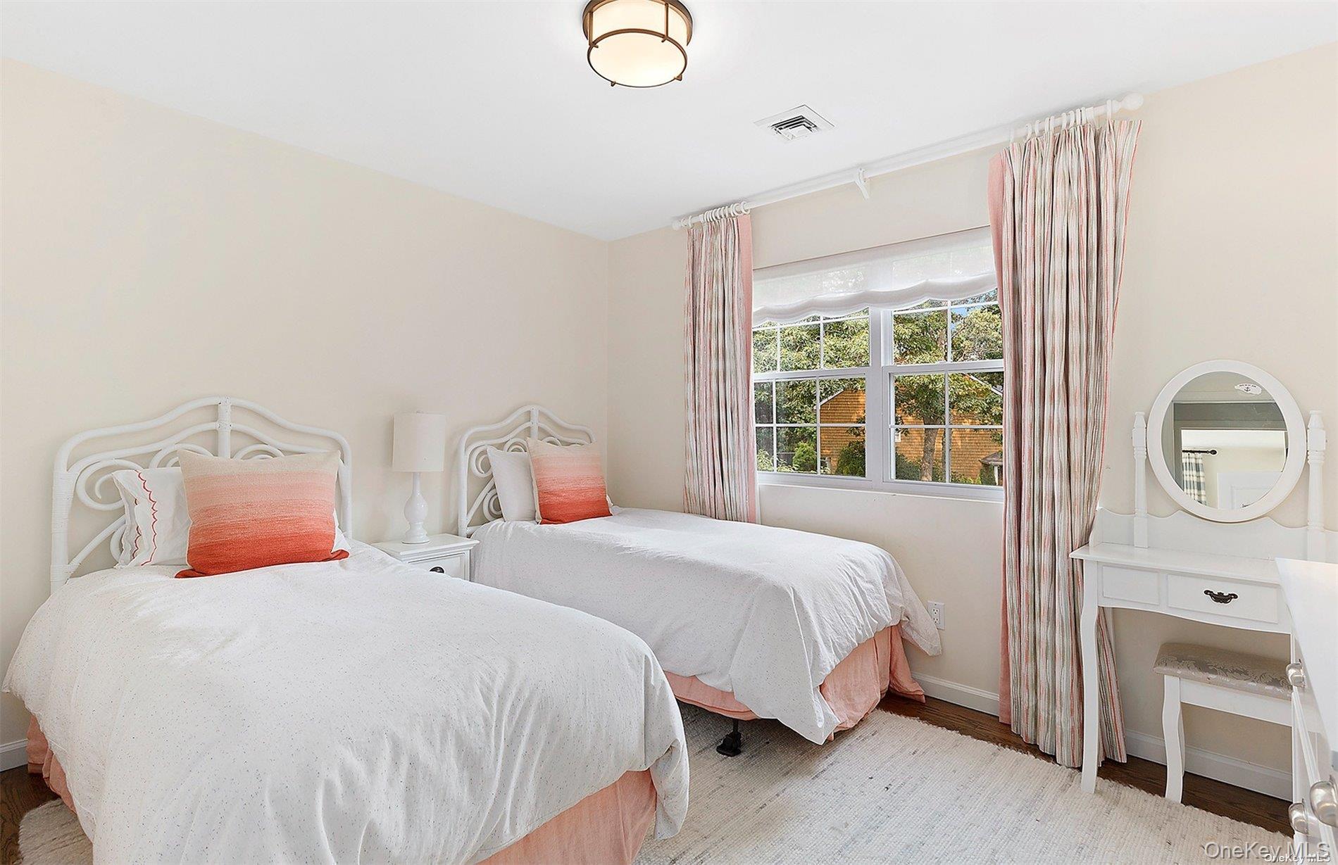 #17 photo, 1 Blueberry Lane, 롱 아일랜드 Quogue , NY 11959