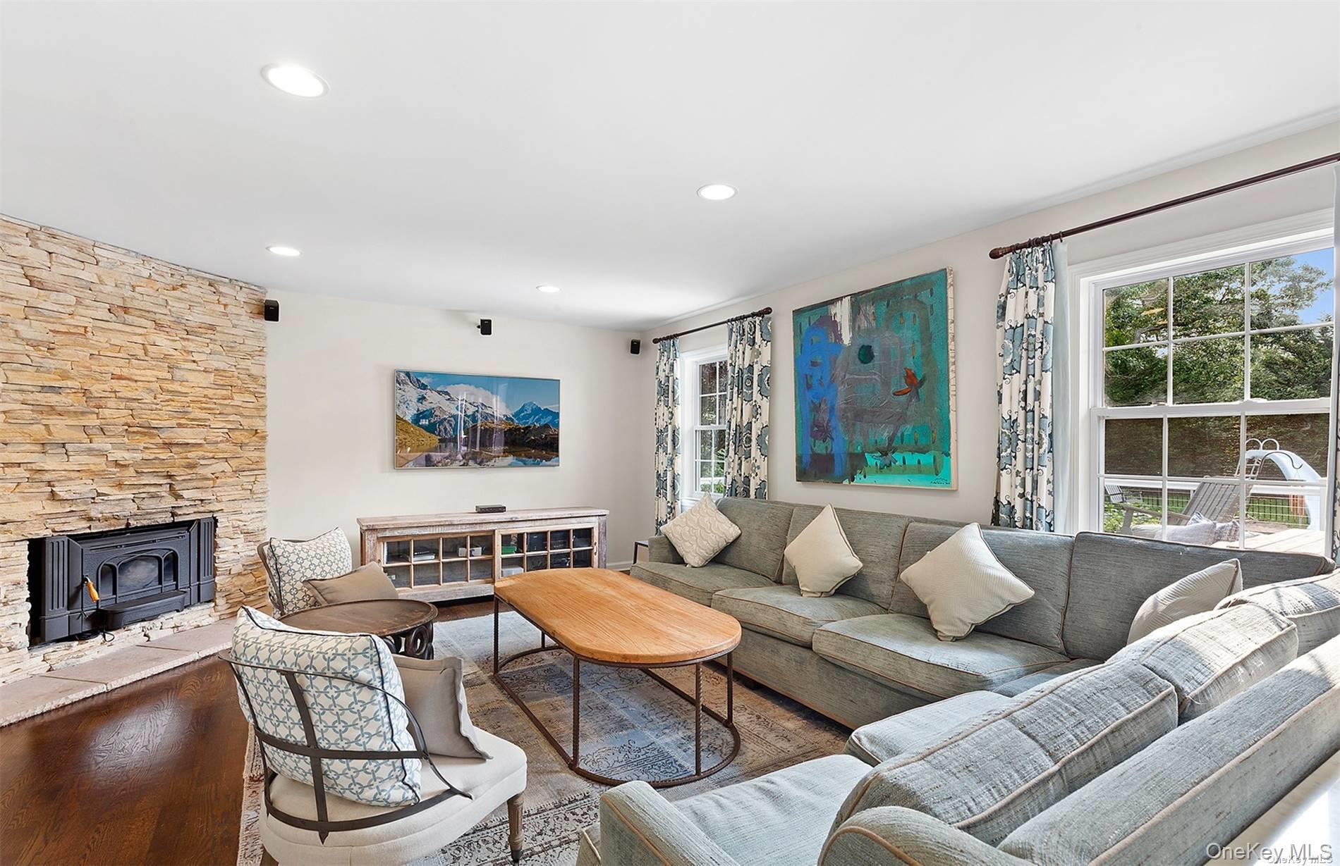 #8 photo, 1 Blueberry Lane, 롱 아일랜드 Quogue , NY 11959