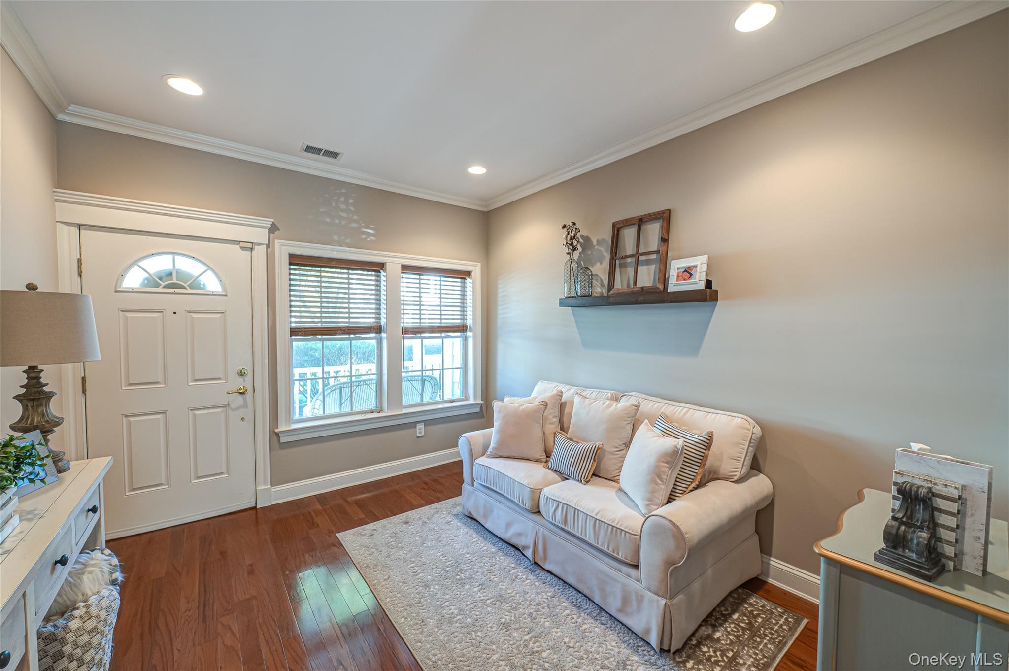 #11 photo, 403 Tracy Lane, מחוז סאפוק Patchogue , NY 11772