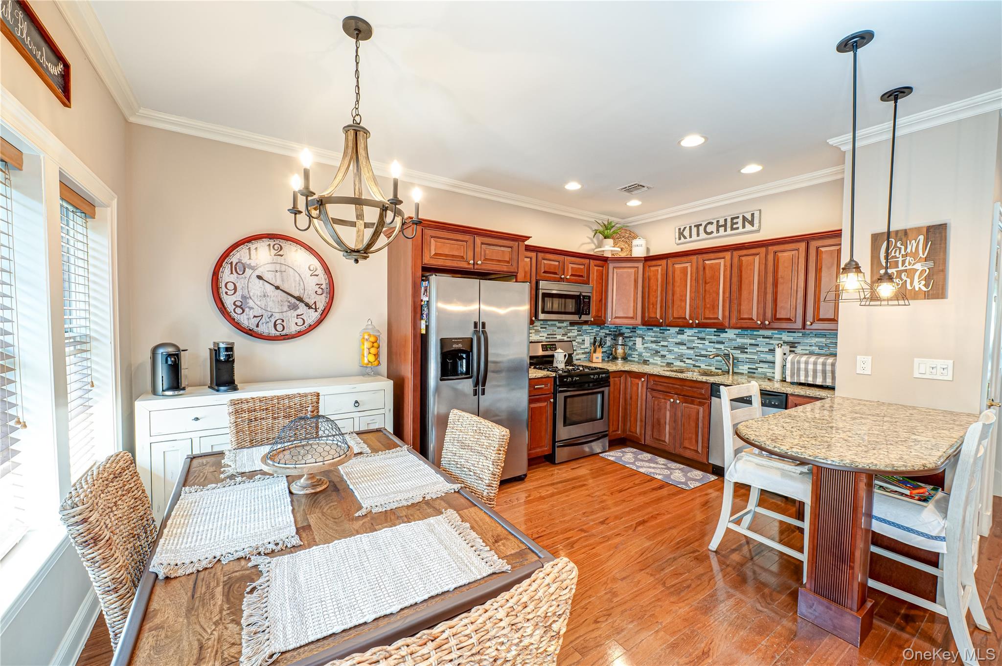 #5 photo, 403 Tracy Lane, מחוז סאפוק Patchogue , NY 11772