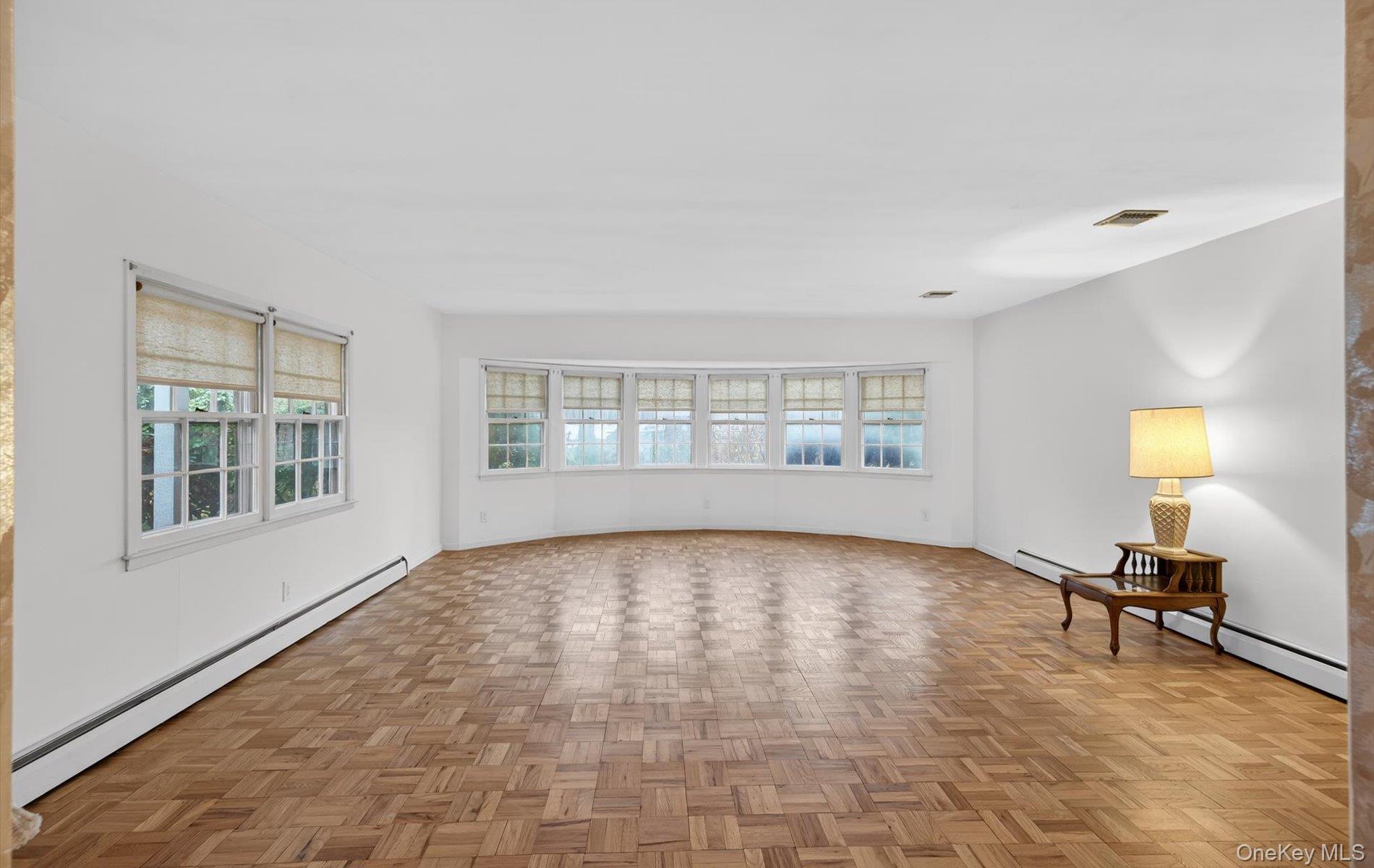 #8 photo, 4 Penn Court, 东长岛 Dix Hills , NY 11746