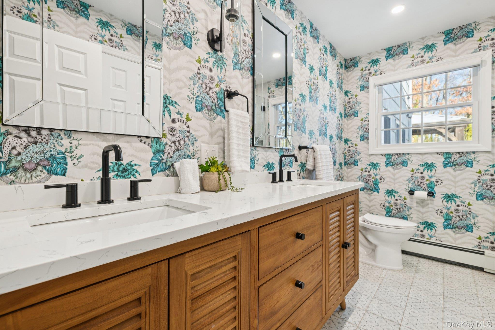 #20 photo, 4 Paul Revere Lane, Centerport , NY 11721