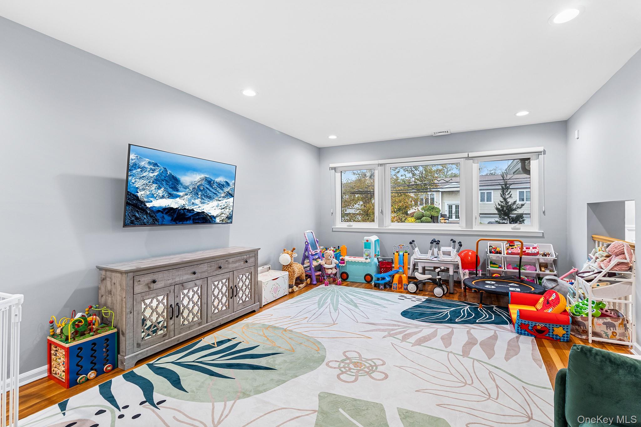 #14 photo, 3034 Bond Drive, 롱 아일랜드 Merrick , NY 11566