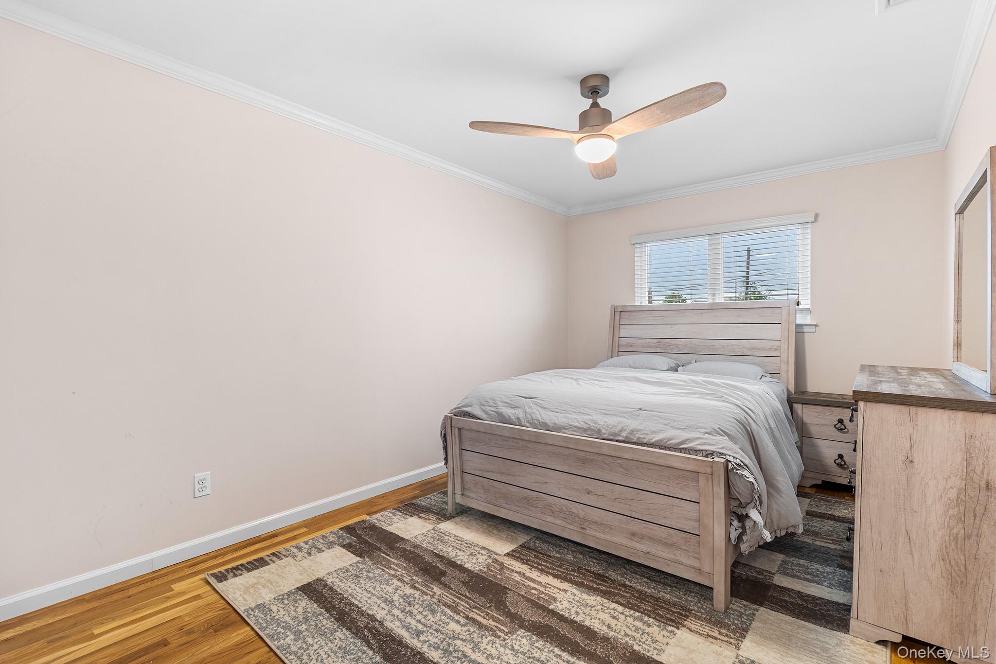 #19 photo, 3034 Bond Drive, 롱 아일랜드 Merrick , NY 11566