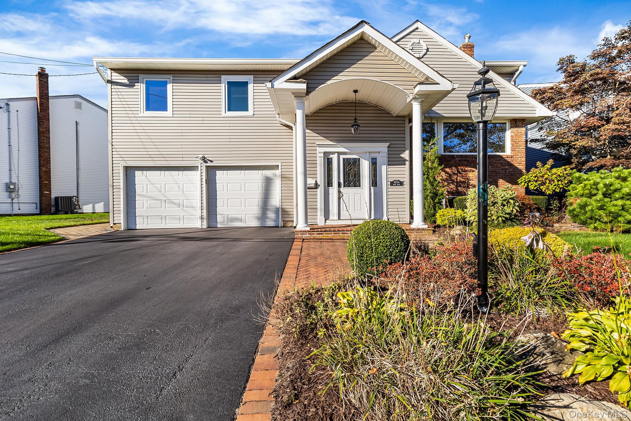 #2 photo, 3034 Bond Drive, 롱 아일랜드 Merrick , NY 11566