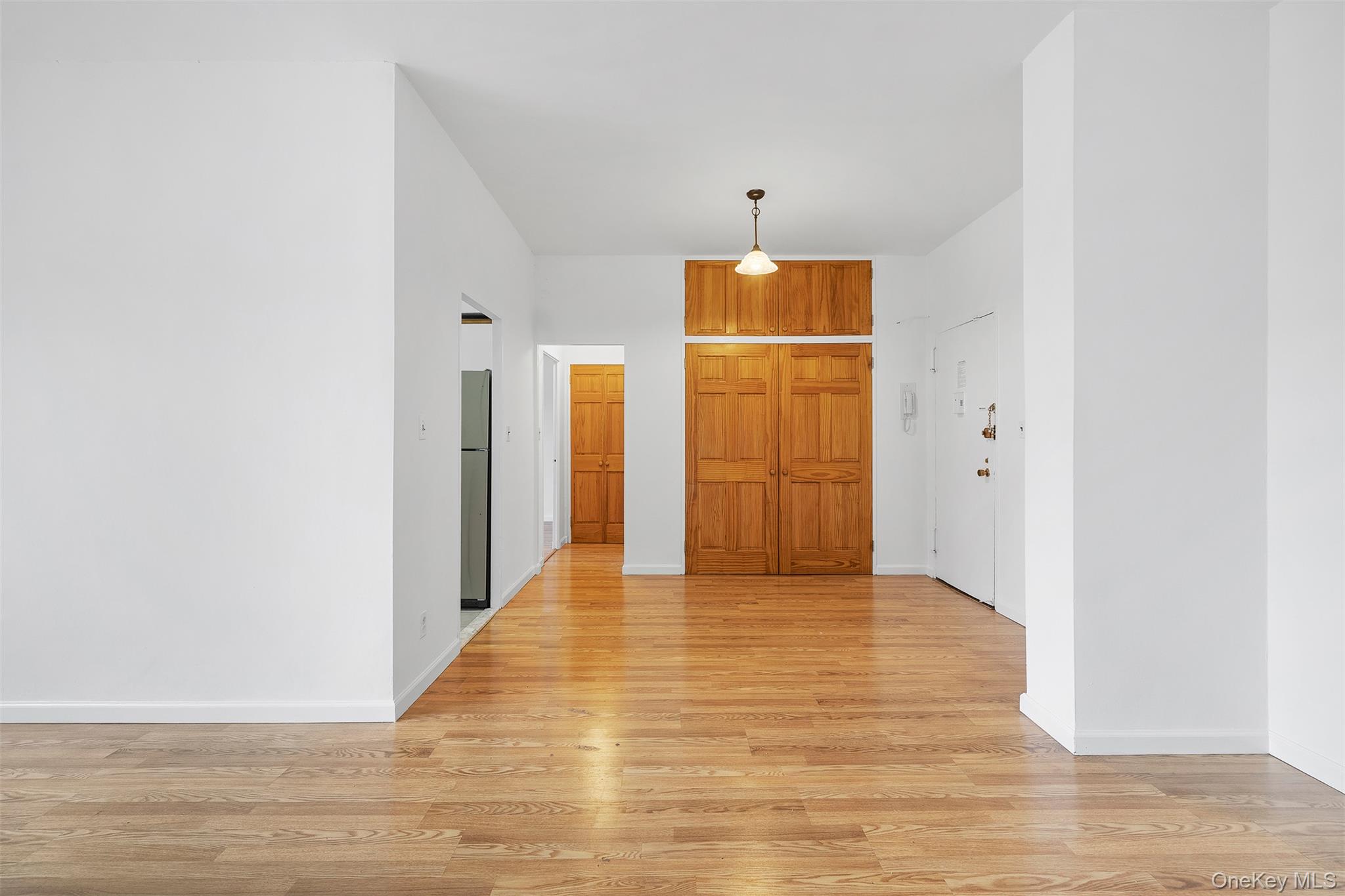 #12 photo, 1020 Grand Concourse, Bronx , NY 10451