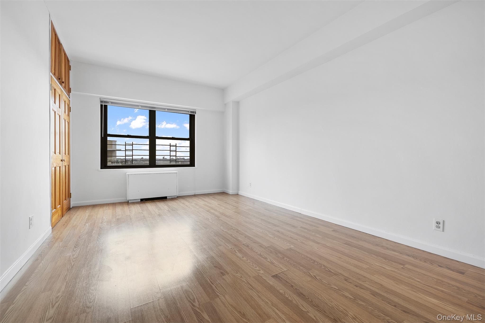 #14 photo, 1020 Grand Concourse, Bronx , NY 10451