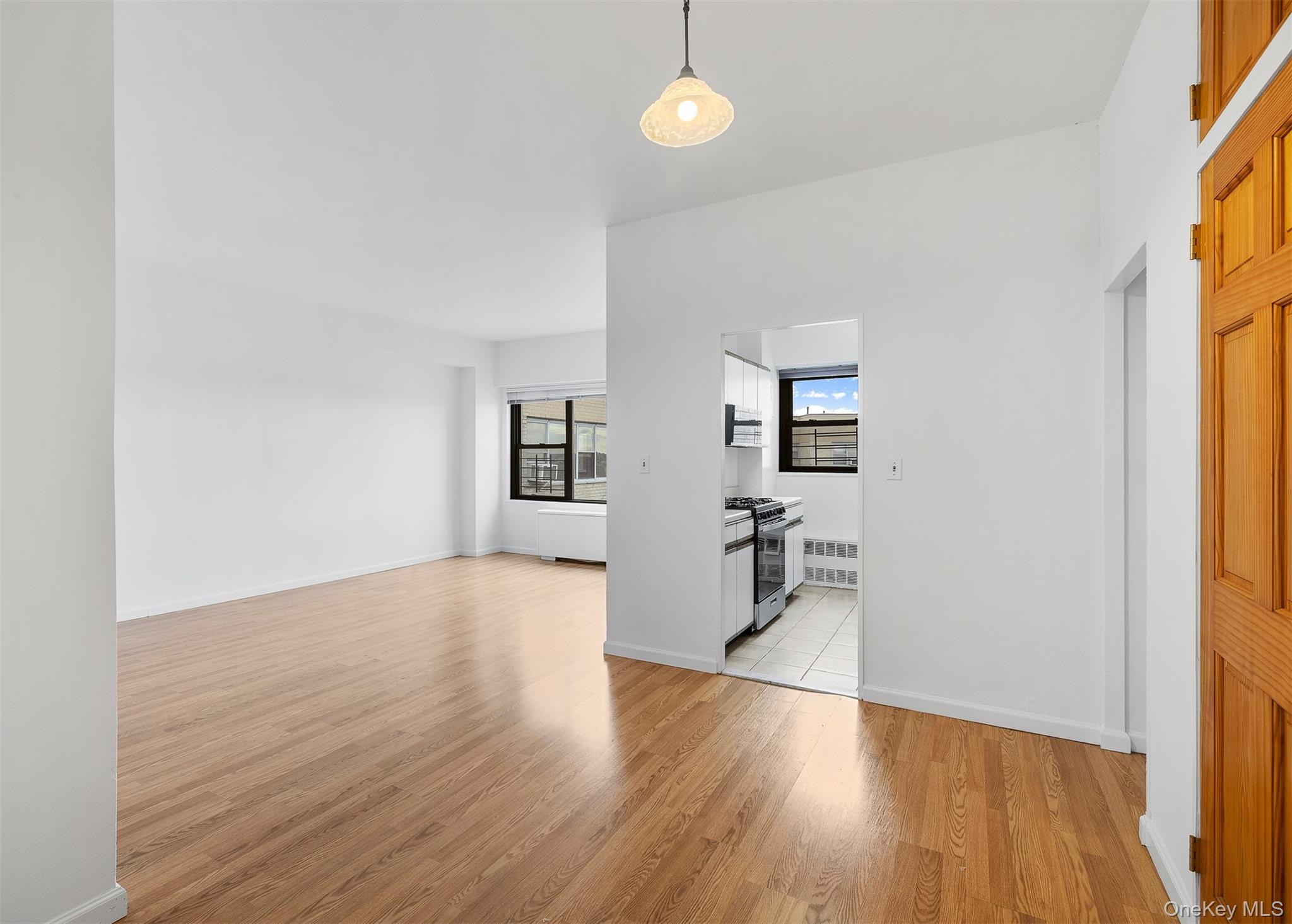 #9 photo, 1020 Grand Concourse, Bronx , NY 10451