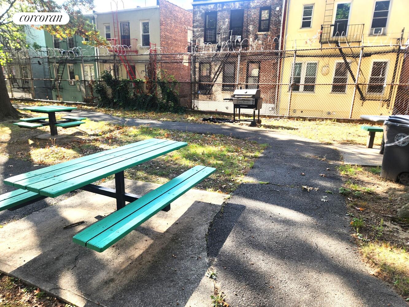 #18 photo, 1475 THIERIOT Avenue, ब्रोंक्स Parkchester , NY 10460