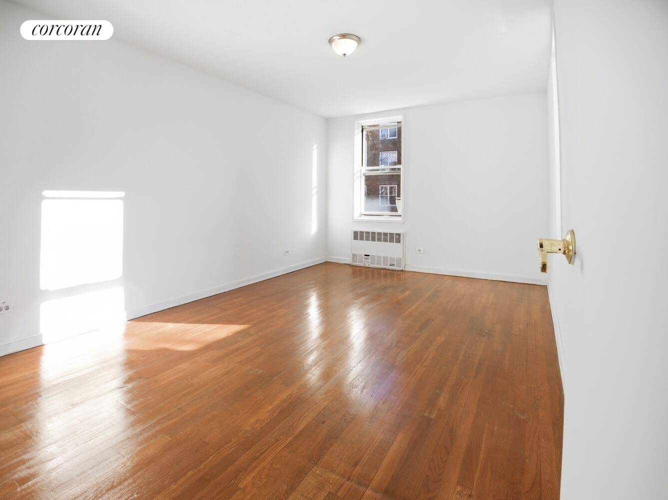 #8 photo, 1475 THIERIOT Avenue, ब्रोंक्स Parkchester , NY 10460