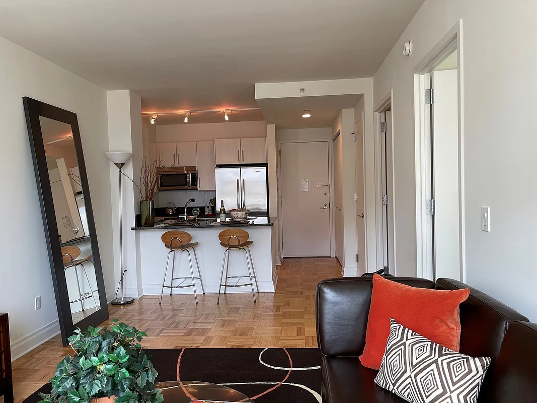 #3 photo, New York City, Манхэттен ‖ East Harlem , NY 10029