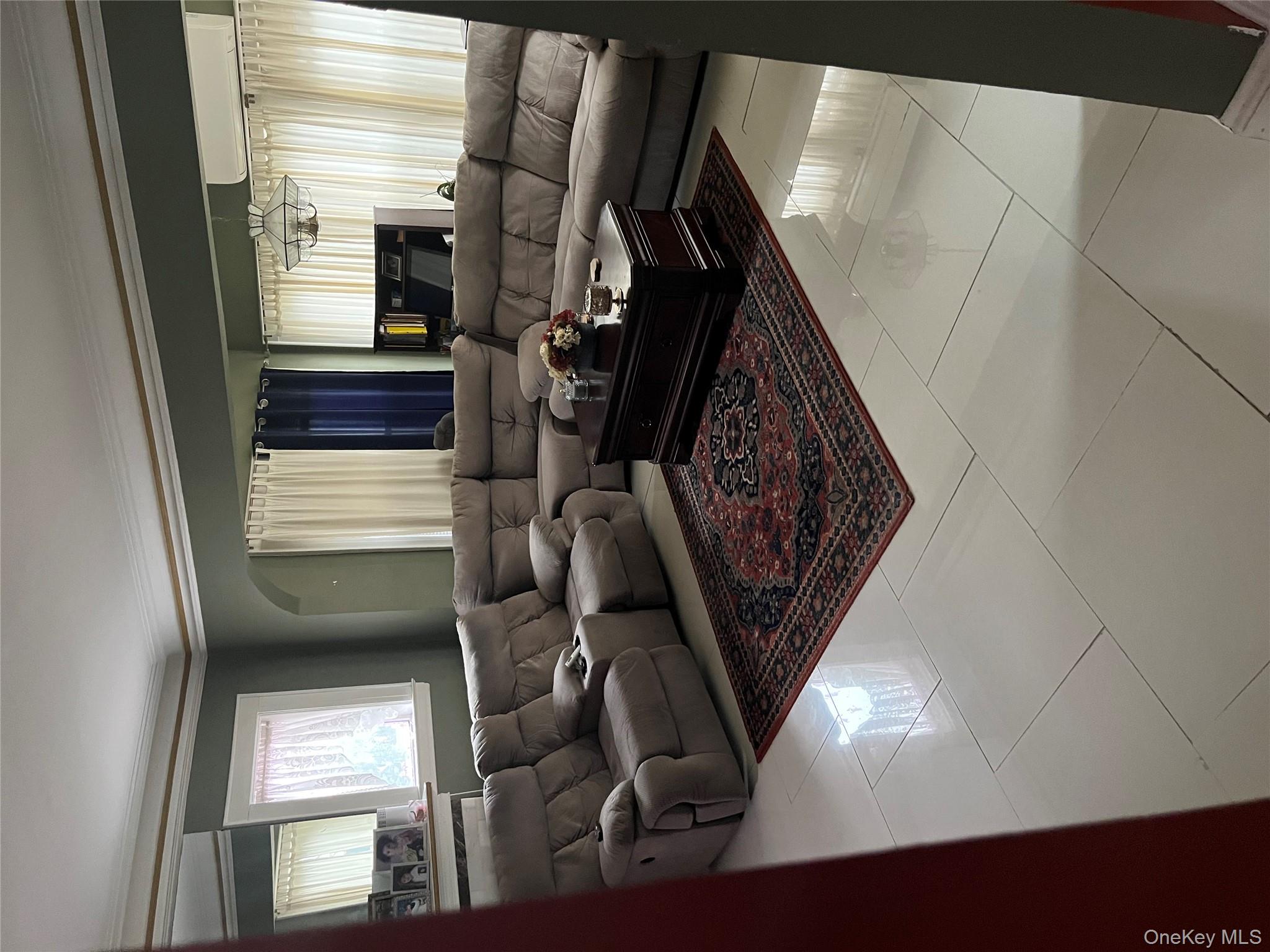 #4 photo, 548 Albemarle Road, Cedarhurst , NY 11516