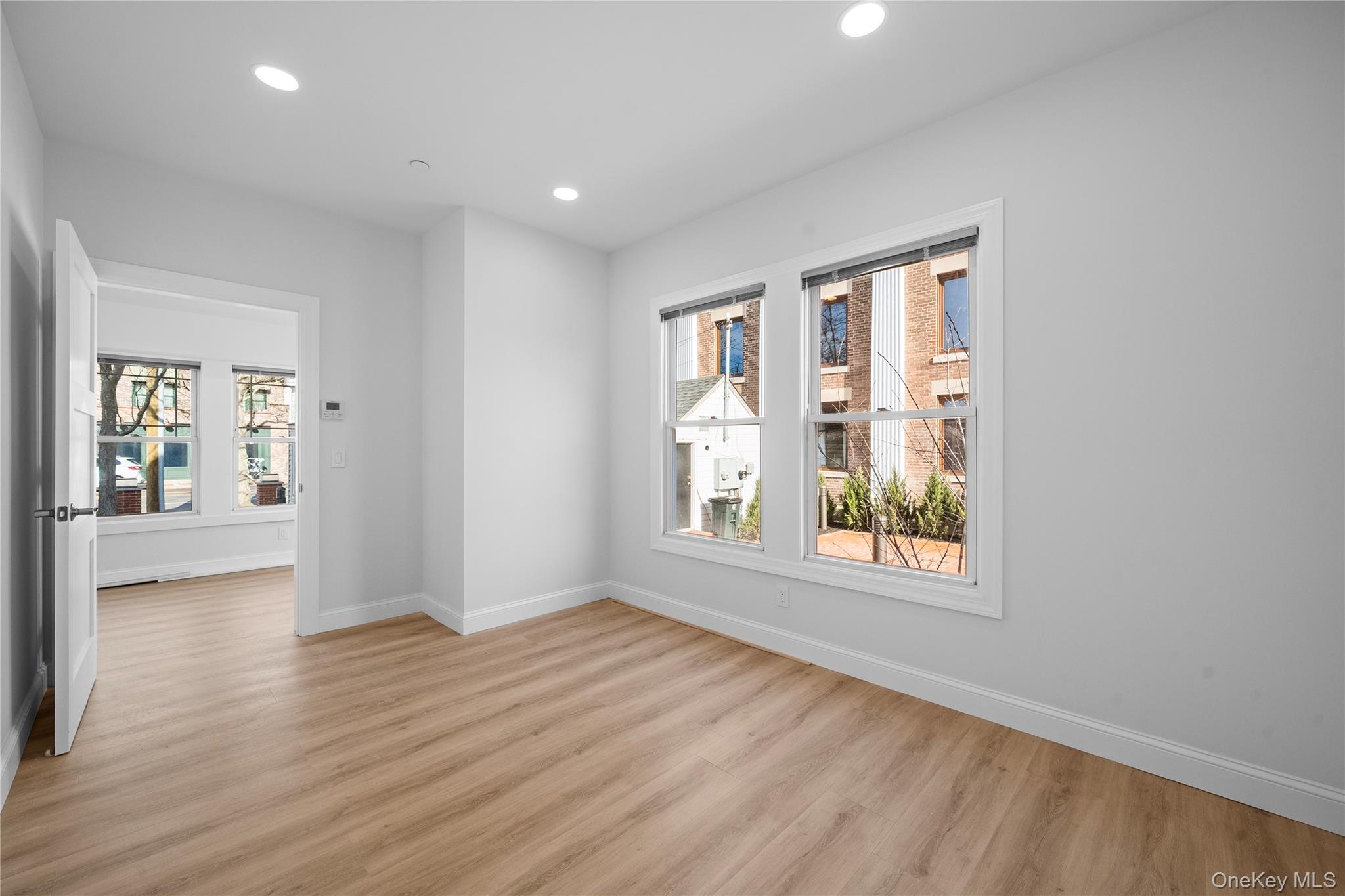 #12 photo, 584 Main Street, Islip , NY 11751