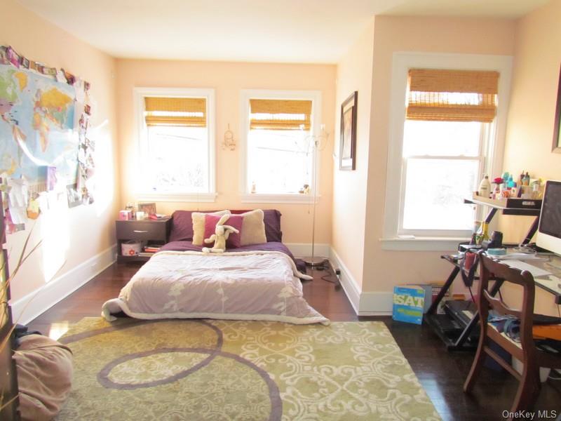 #9 photo, 29 Ash Street, ناسو Locust Valley , NY 11560