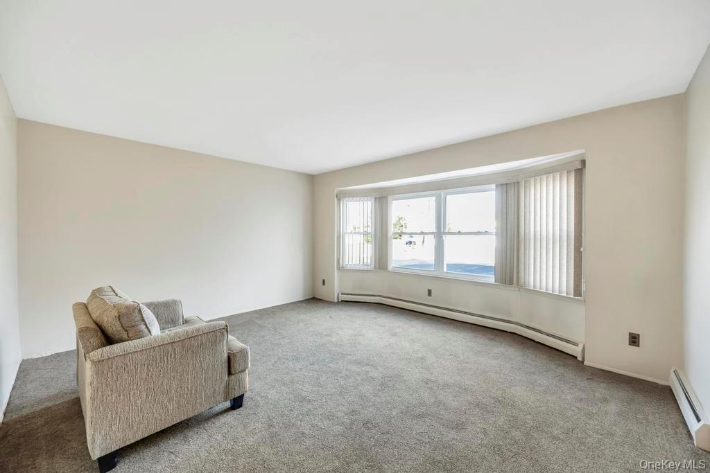 #13 photo, 2 Martin Street, Саффолк ‖ Coram , NY 11727