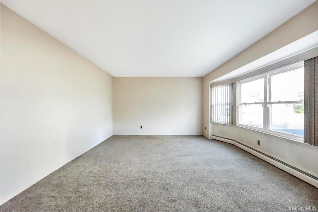 #15 photo, 2 Martin Street, Саффолк ‖ Coram , NY 11727