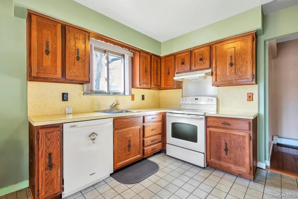 #18 photo, 2 Martin Street, Саффолк ‖ Coram , NY 11727