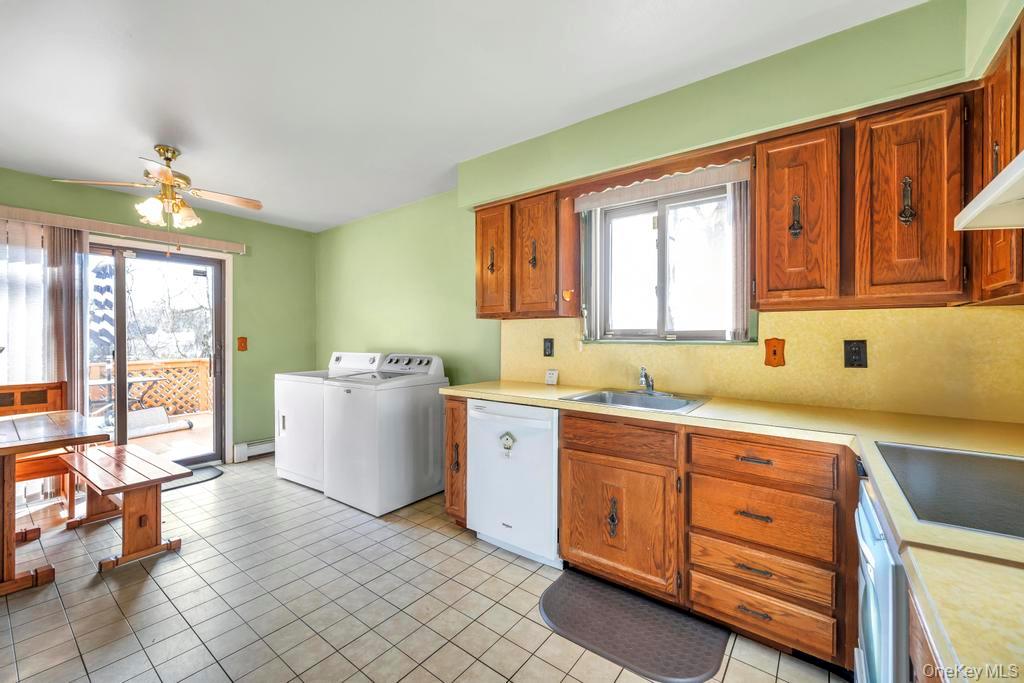 #20 photo, 2 Martin Street, Саффолк ‖ Coram , NY 11727