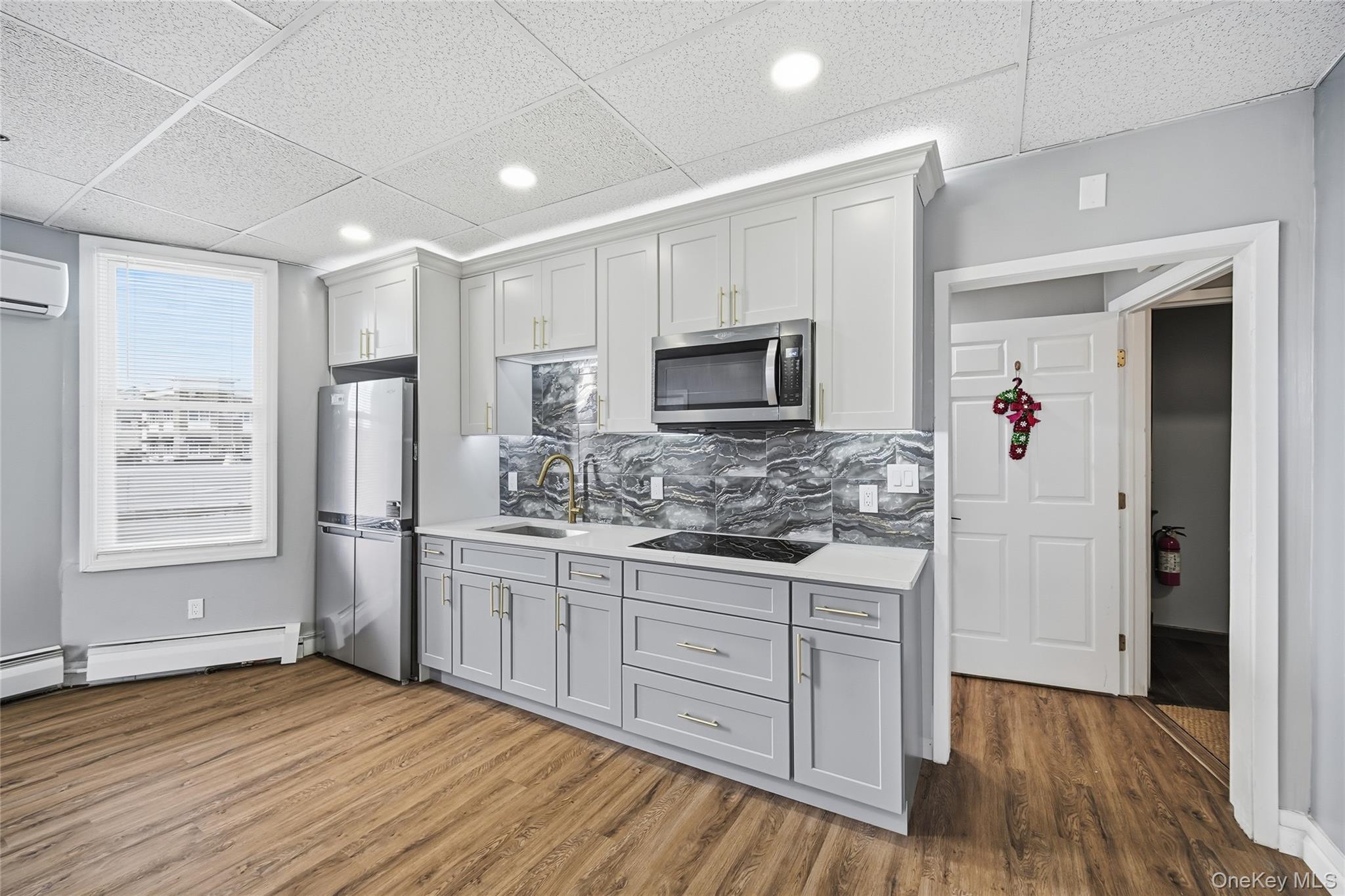 #2 photo, 32B Main, Bay Shore , NY 11706