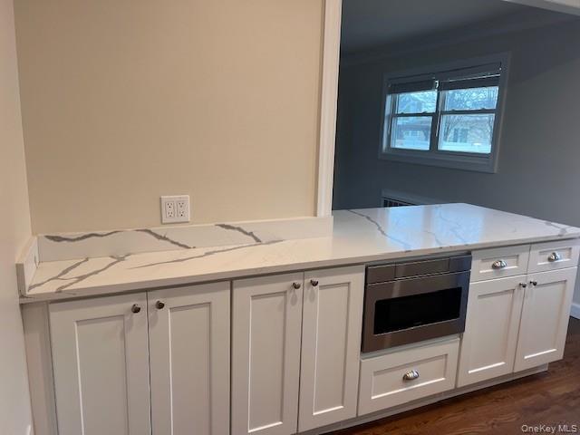 #5 photo, 617 Alwick Avenue, West Islip , NY 11795