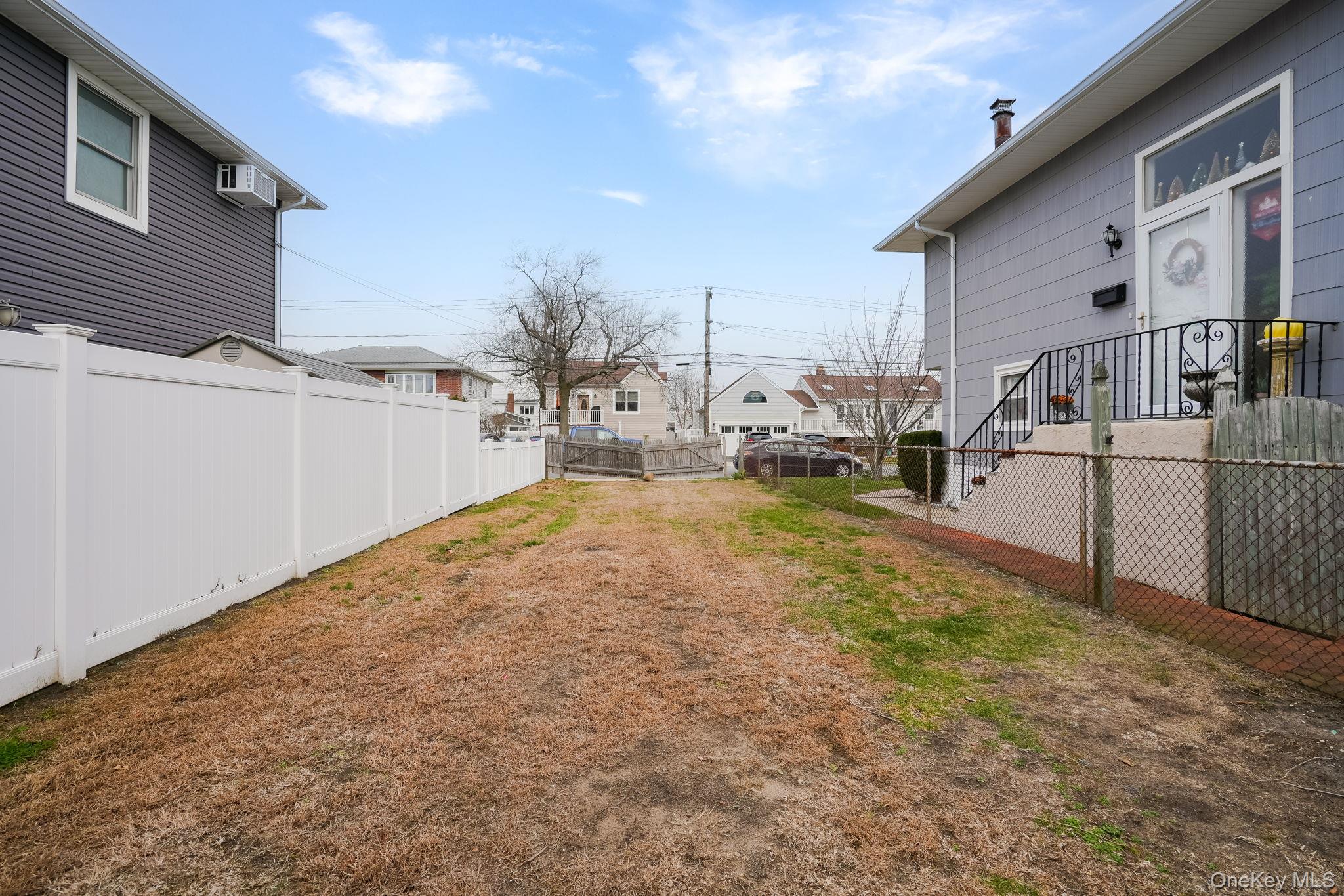 #8 photo, 179 California Place, 롱 아일랜드 Island Park , NY 11558