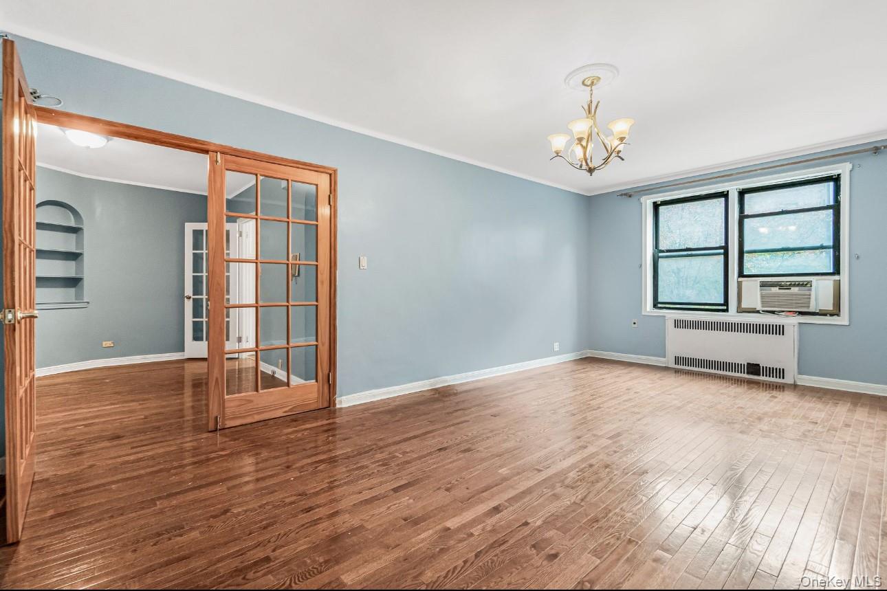 #5 photo, 69-40 Yellowstone Boulevard, كوينز Forest Hills , NY 11375