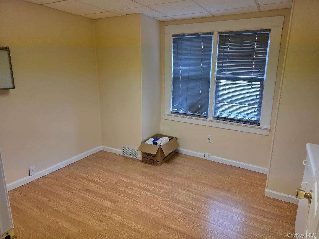 #13 photo, 90 Medford Avenue, 롱 아일랜드 Patchogue , NY 11772