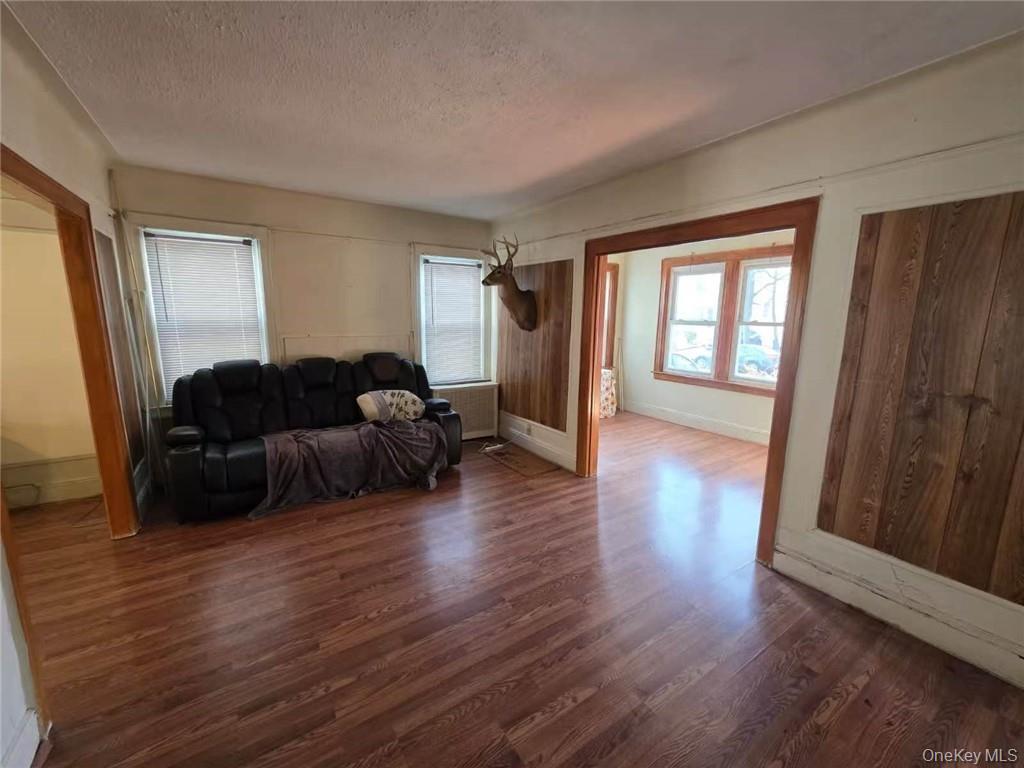 #2 photo, 89-25 238th Street, Куинс ‖ Bellerose , NY 11426