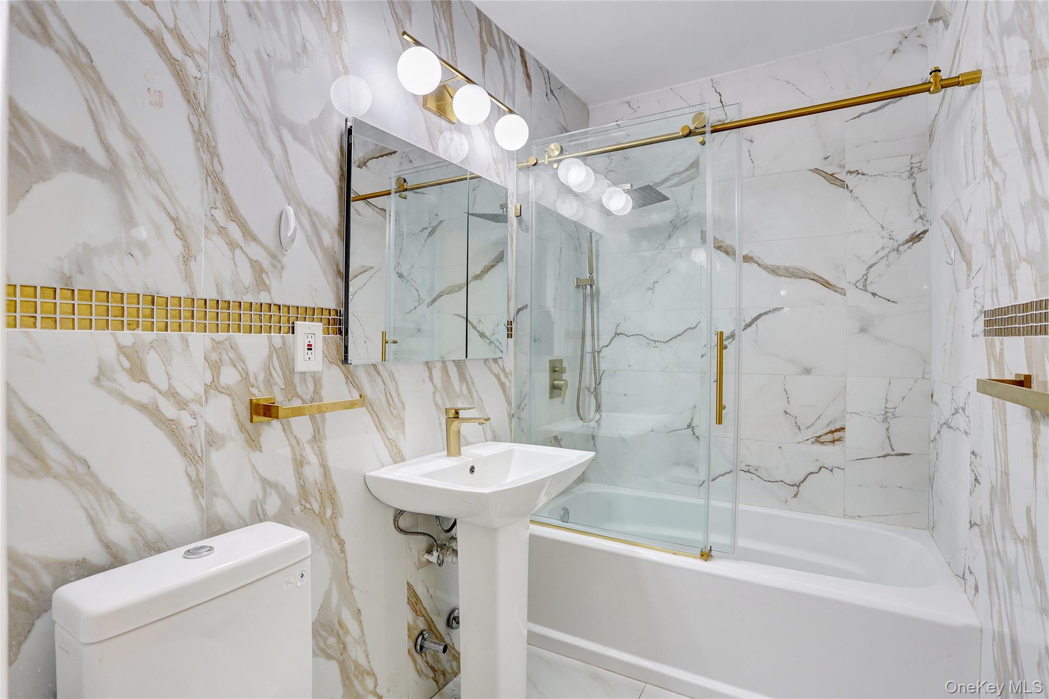 #11 photo, 5 Secora Road, Spring Valley , NY 10977