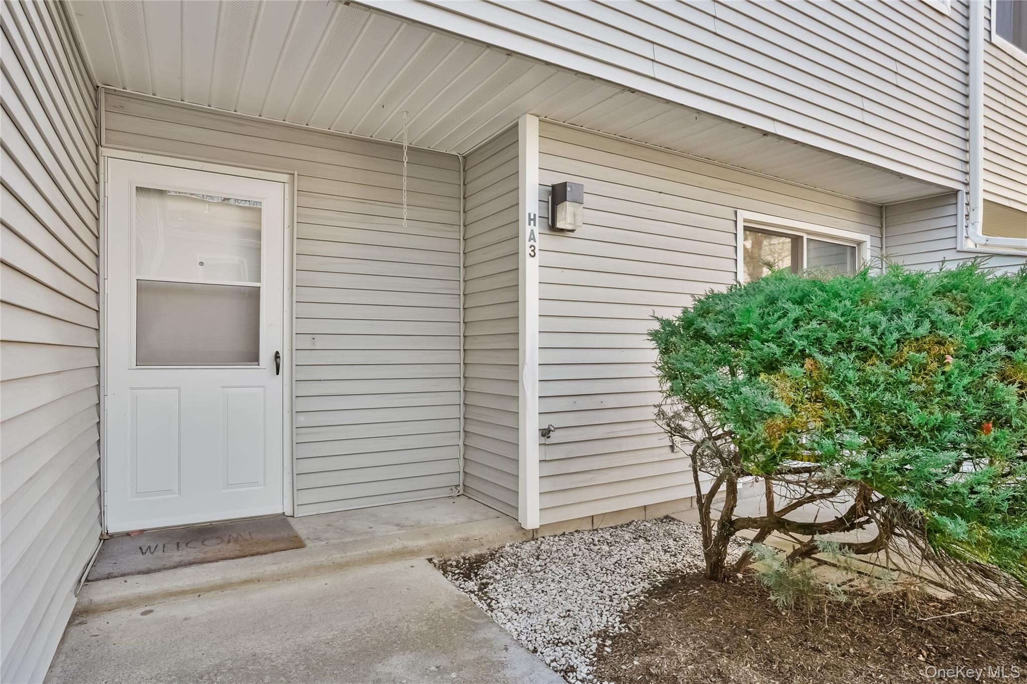 #3 photo, 208 Harris Road, Bedford , NY 10507